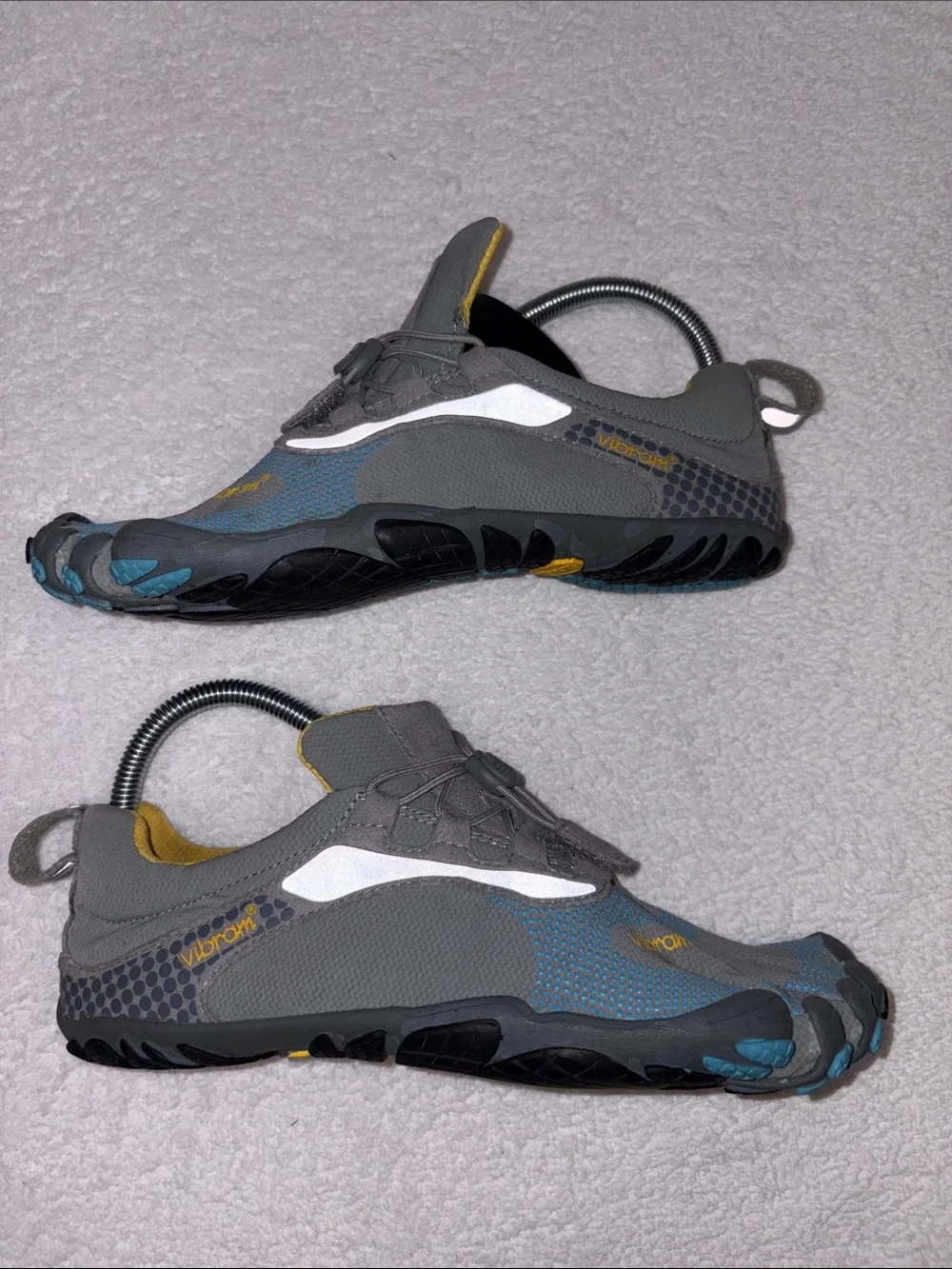 Vibram Fivefingers Womens Bikila LS Barefoot Running Gray Blue Size 8 eur 40